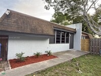 Building Photo - 1309 NW 8th Ave