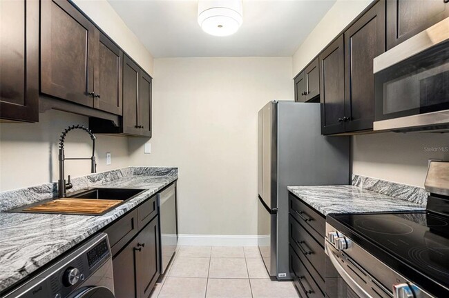 Building Photo - 4325 Aegean Dr