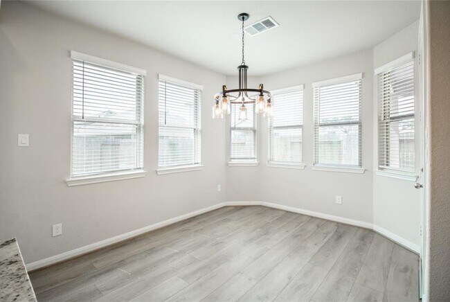 Building Photo - 21449 Kings Guild Ln