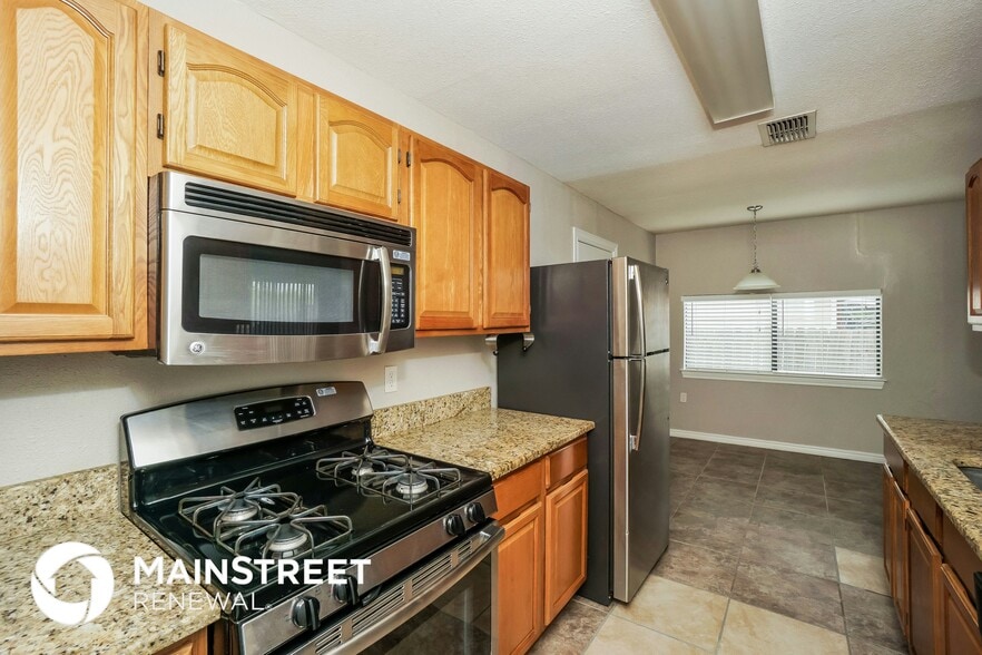 Building Photo - 12423 Cannonade St