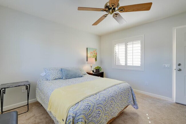 Building Photo - 16431 W Boulder Vista Dr