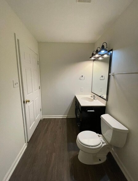 Building Photo - 2943 Colt Dr