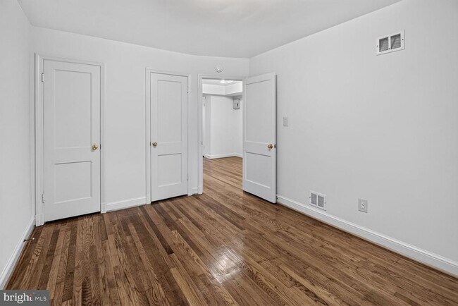 Building Photo - 7818 Tilbury St