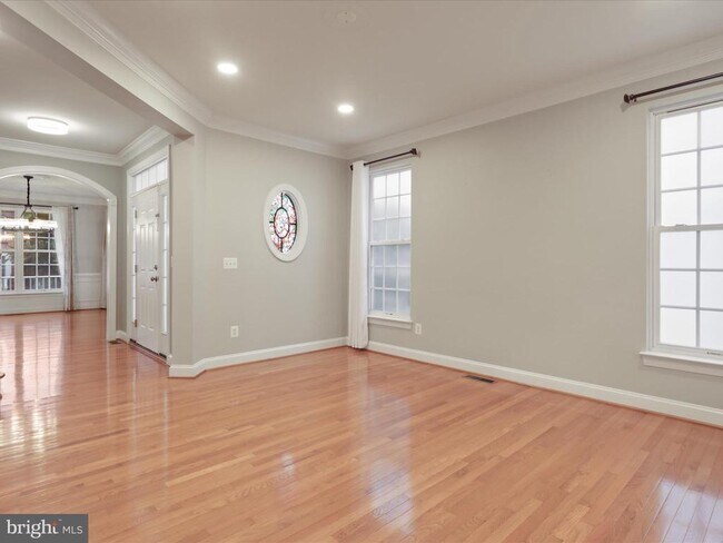 Building Photo - 5638 Kertscher Terrace