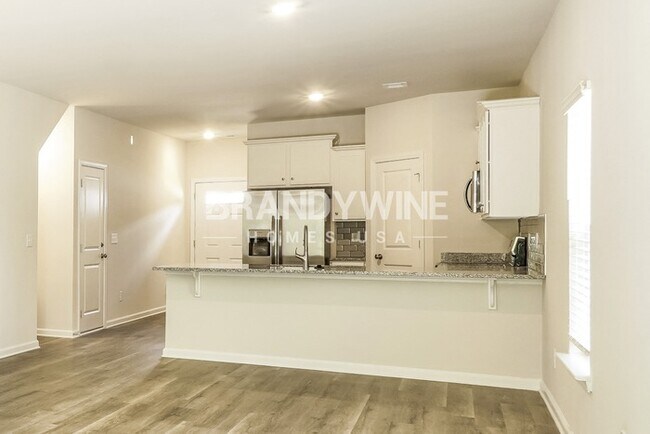 Building Photo - 640 Patmore Dr