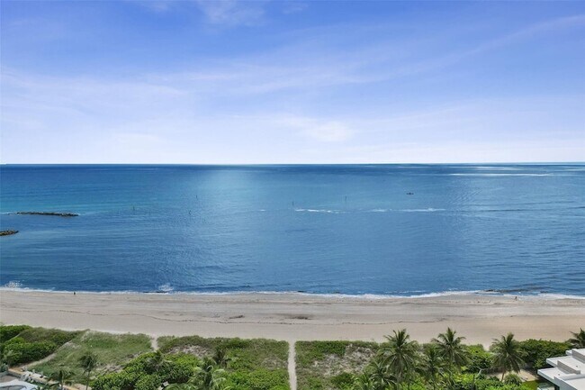 Building Photo - 3206 Robbins Rd