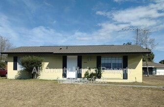 Building Photo - 14860 SW 35th Cir