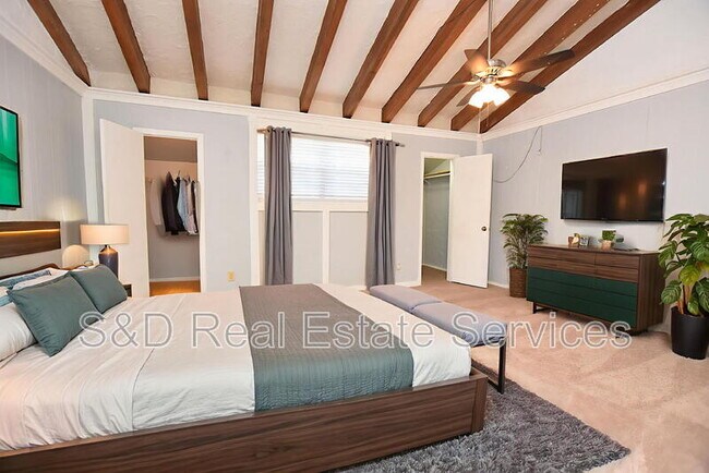 Building Photo - 2251 9th St SE