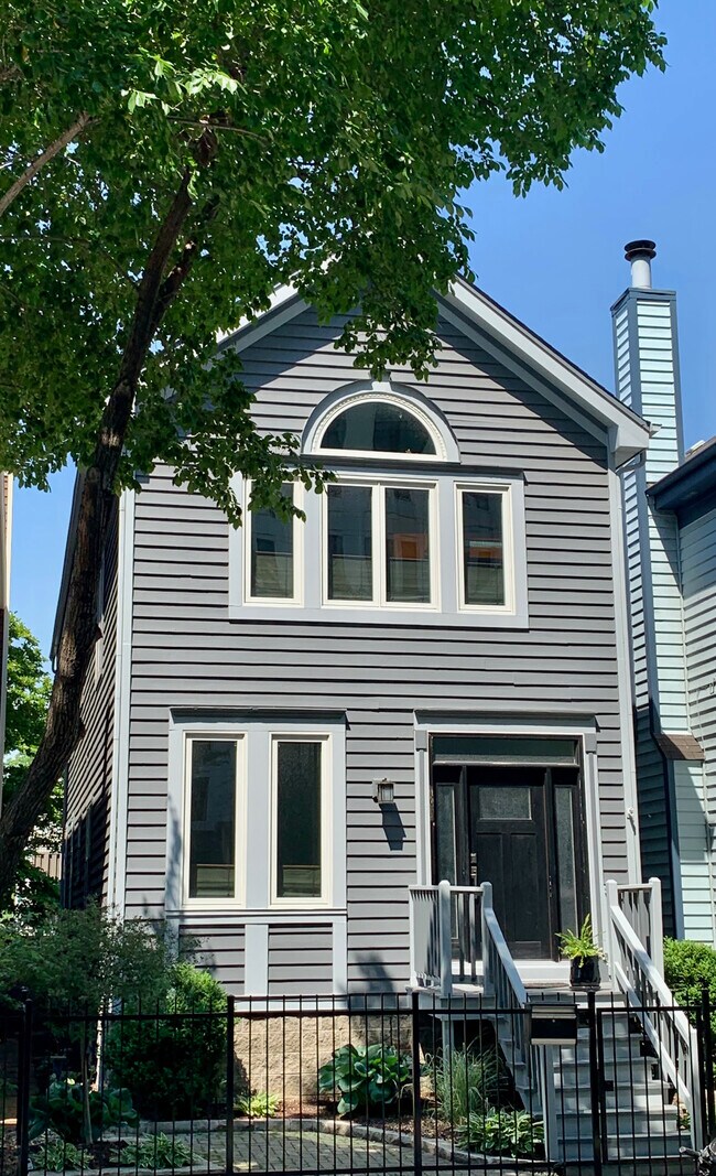 Building Photo - 1242 S State St