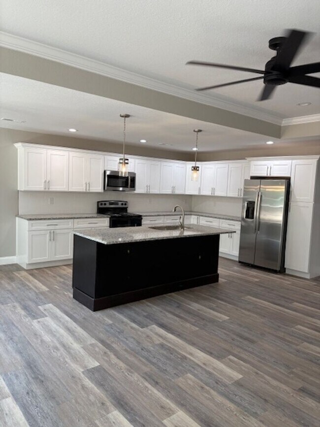 Building Photo - Maryville City, Newly Constructed, 3 Bedroom 2 Bath Home Call Debra Johnson 865-591-8281 or Ed Jo...