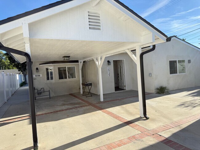 Building Photo - Secluded 3/2 in the heart of Sylmar