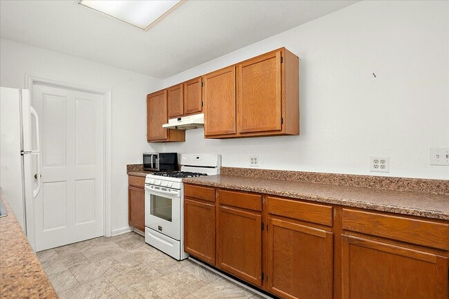 Building Photo - 10505 Keyser Point Rd