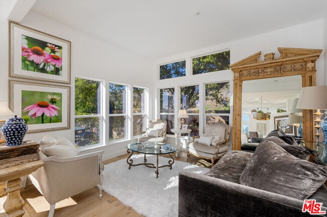 Building Photo - 33310 Hassted Dr