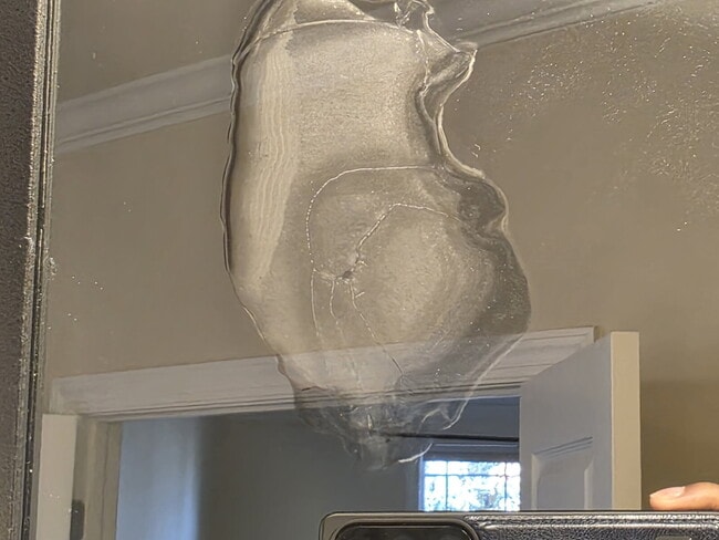 Building Photo - Spacious 4-Bedroom Home for Rent in Kings ...