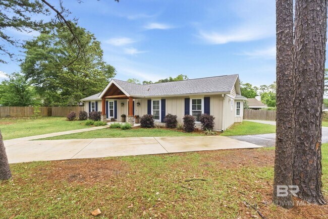 Building Photo - 108 Cherry Cir