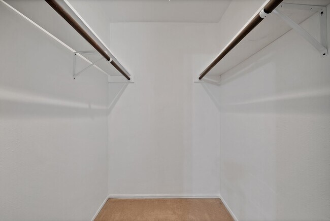 Building Photo - 1611 Celeste Ct