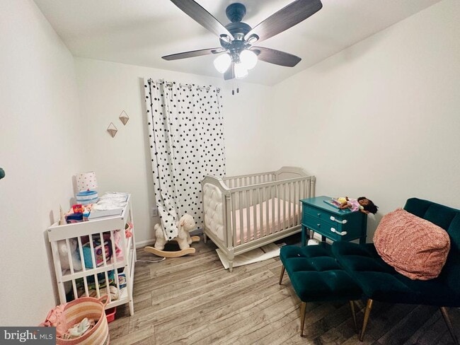 Building Photo - 12010 Glen Alden Rd