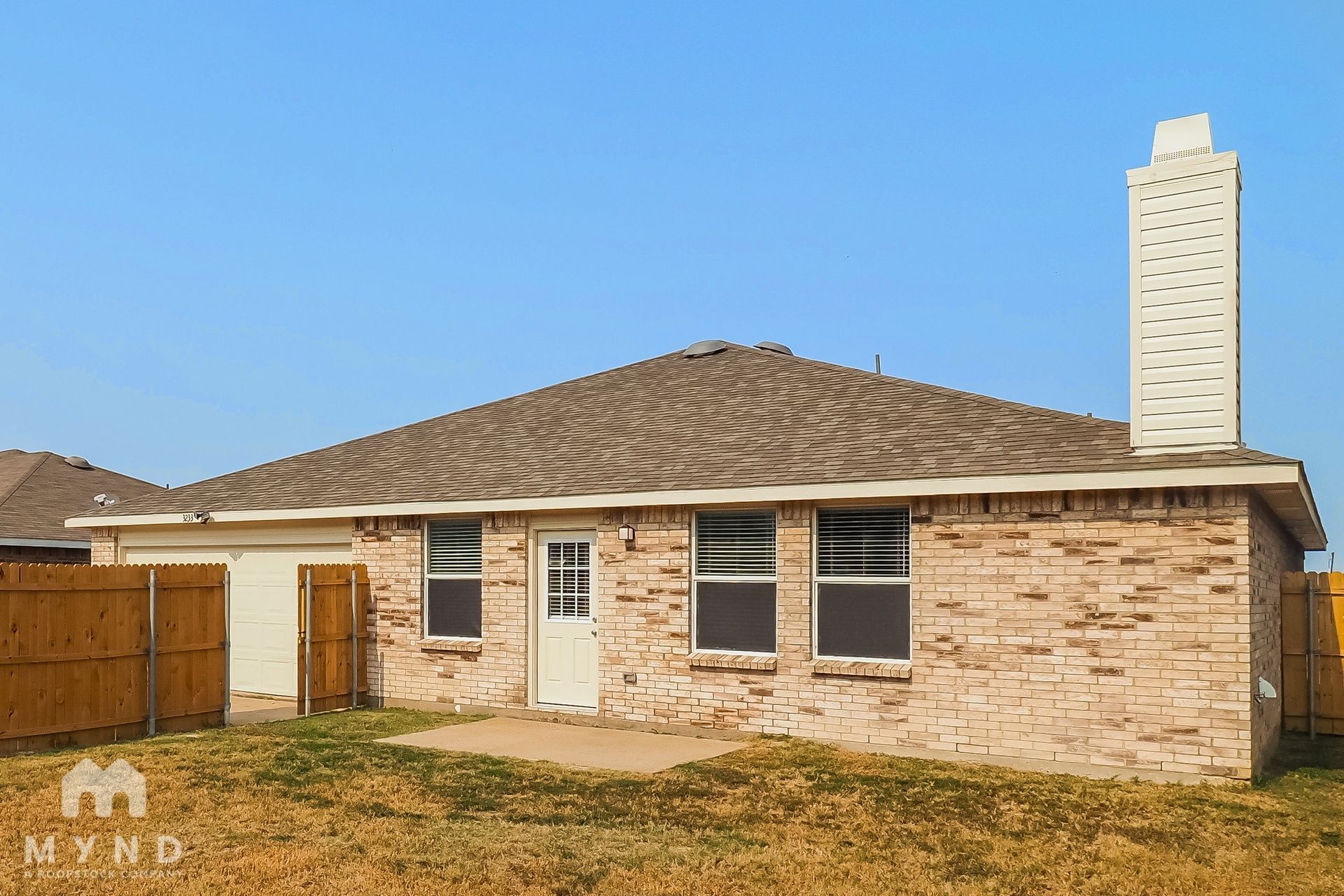 Building Photo - 3233 Sunshine Way