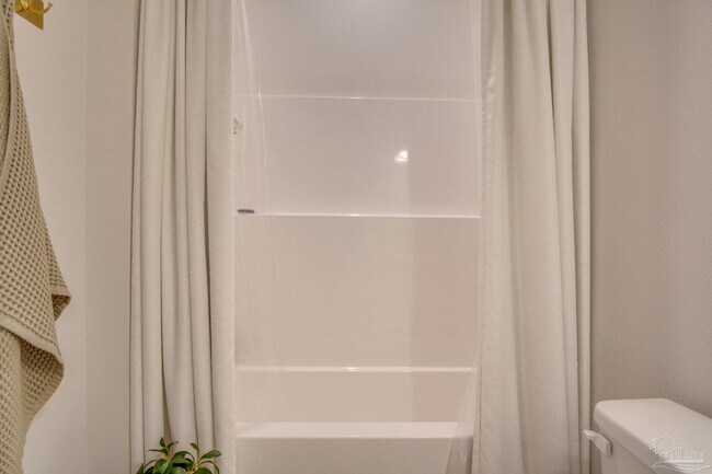 Building Photo - 8130 Fir Tree Dr