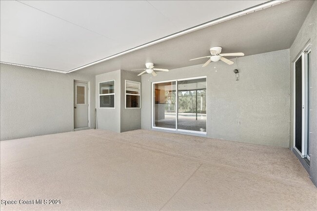 Building Photo - 5867 Treasure Ln