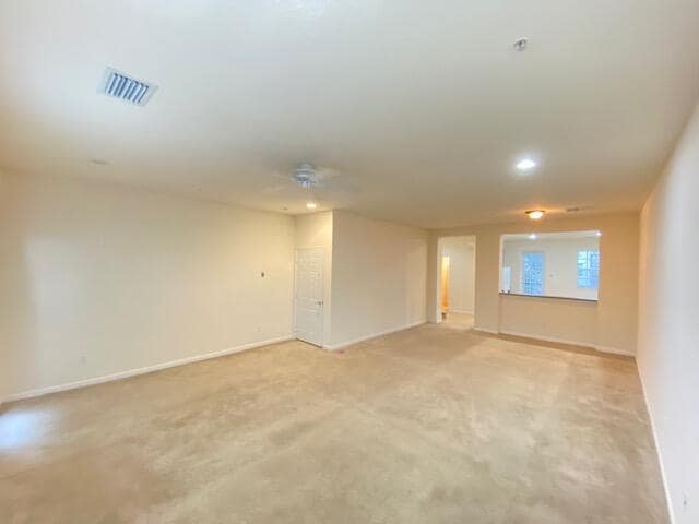 Building Photo - 221 Greenwich Cir