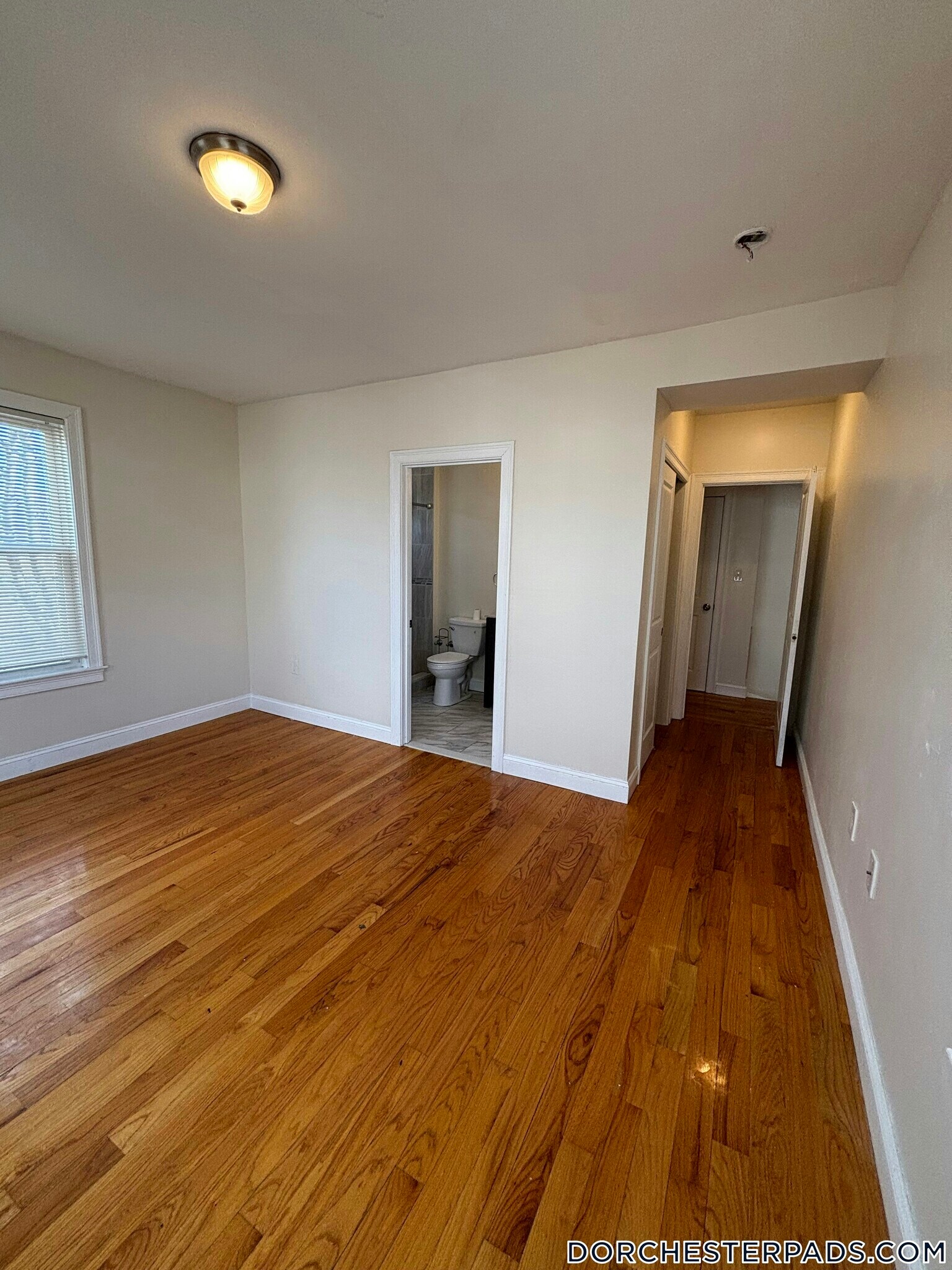 Building Photo - 9 Nottingham St