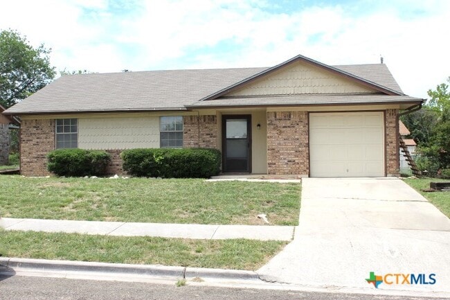 Primary Photo - 223 Blanket Dr