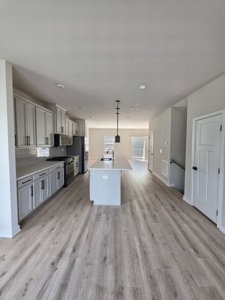 Building Photo - 2195 Autumn Cyprus Ave