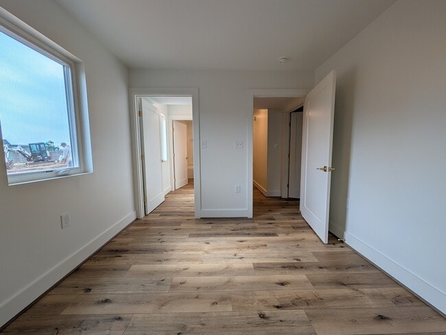 Building Photo - 5900 Fort Ave