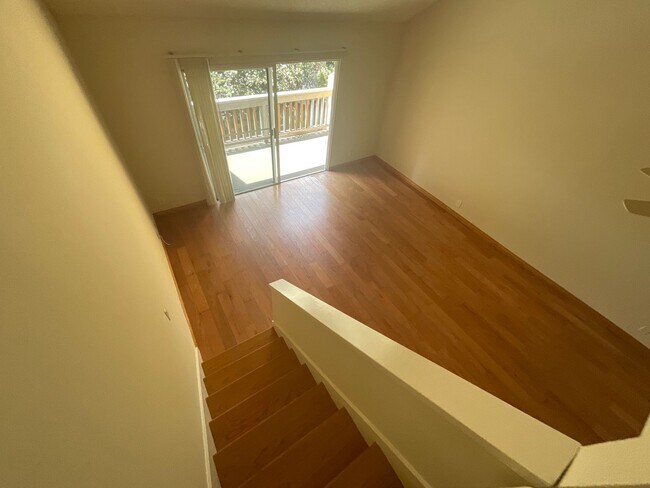 Building Photo - 147 Lemon Grove