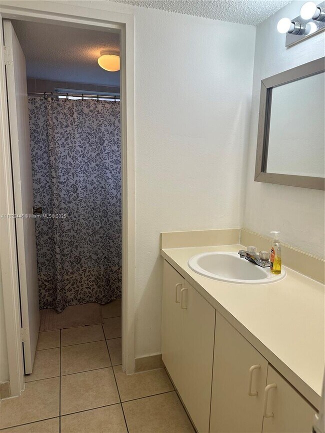 Building Photo - 9972 SW 88th St
