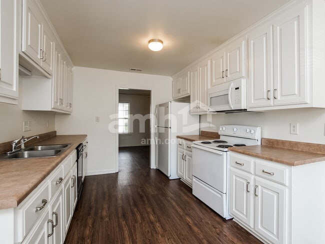 Building Photo - 309 Whitehall Ct