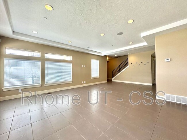 Building Photo - 18 N 1100 W