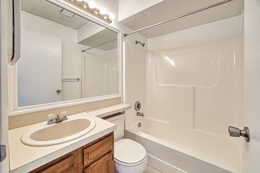 Downstairs Bathroom - 8385 S Haven Ln