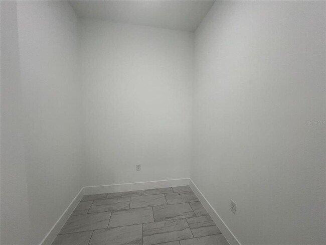 Building Photo - 17 Beam Ct