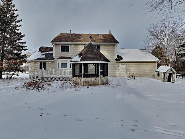 Building Photo - 11893 Dunhill Rd