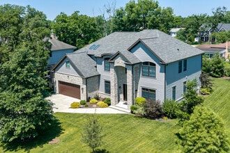 Building Photo - 2204 Dehne Rd