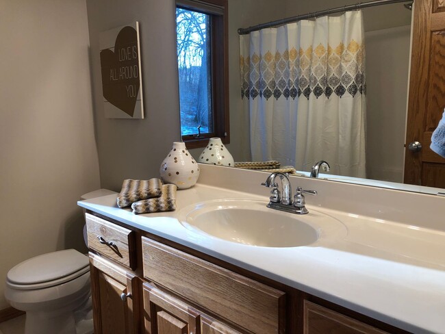 Building Photo - Southern Woods Comfort