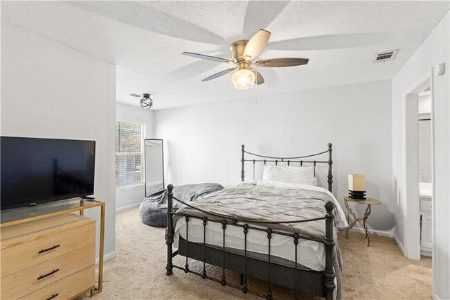 Building Photo - 1204 Defoor Ct NW