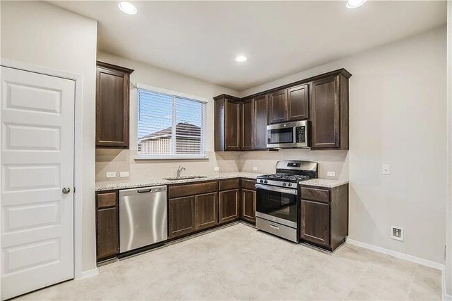 Building Photo - 1265 Goforth Rd