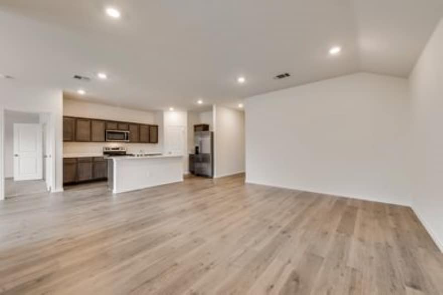 Open concept living room - 1131 Elijah Way