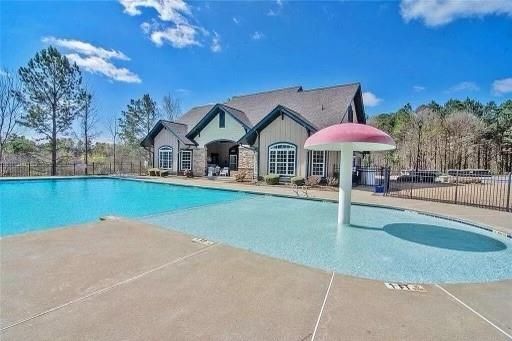 Building Photo - 2089 Lakeshore Overlook Dr