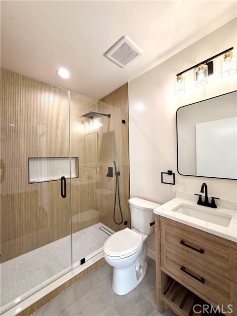 Building Photo - 3546 Corinth Ave