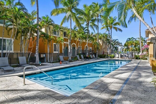 Building Photo - 2945 NE 185th St