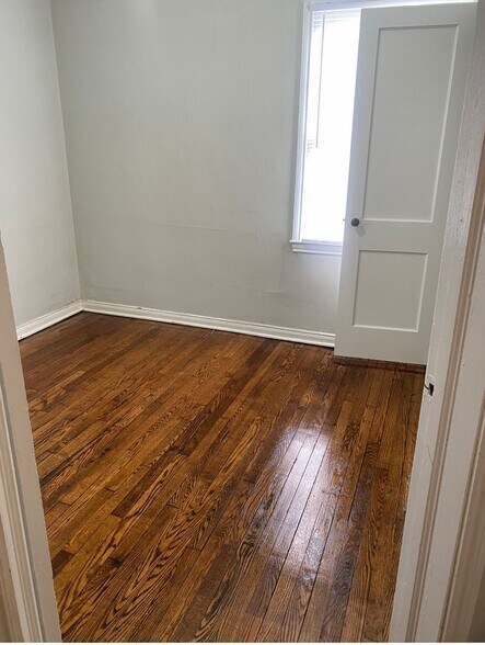 Building Photo - 1500-1506 Perdue Street