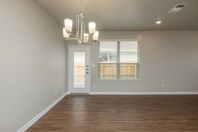 Building Photo - Beautifully designed and thoughtfully main...