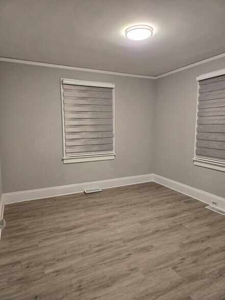 Main bedroom - 6319 Tuckaseegee Rd