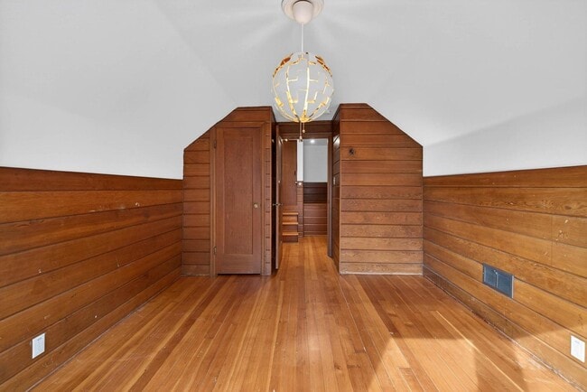 Building Photo - Vintage 3-bdrm/1-bdrm Alameda charmer—Many updates, large yard w/deck & raised beds