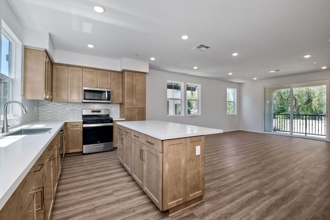 Building Photo - New 3 Story Townhome Available Now!