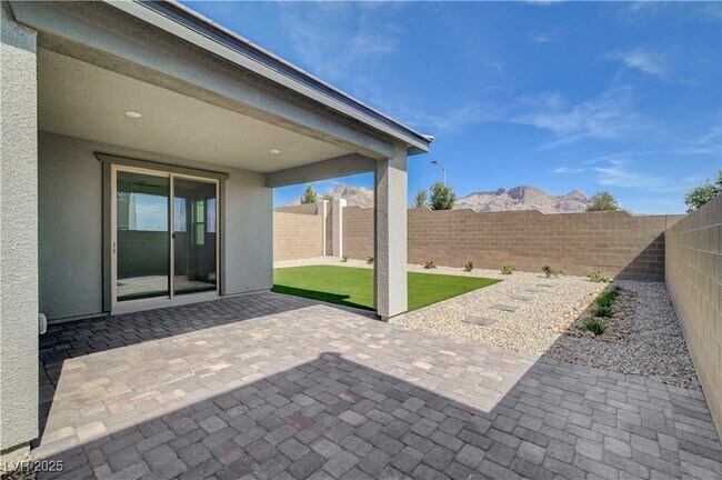 Building Photo - 12470 Madison Pk Pl